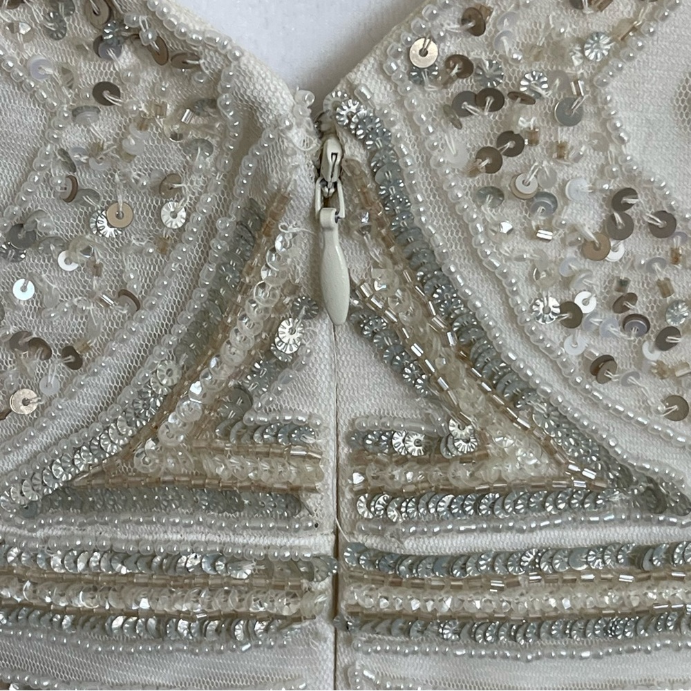 Adrianna Papell Beaded V-Neck Sheath Dress Size 8 NEW - Picture 8 of 15